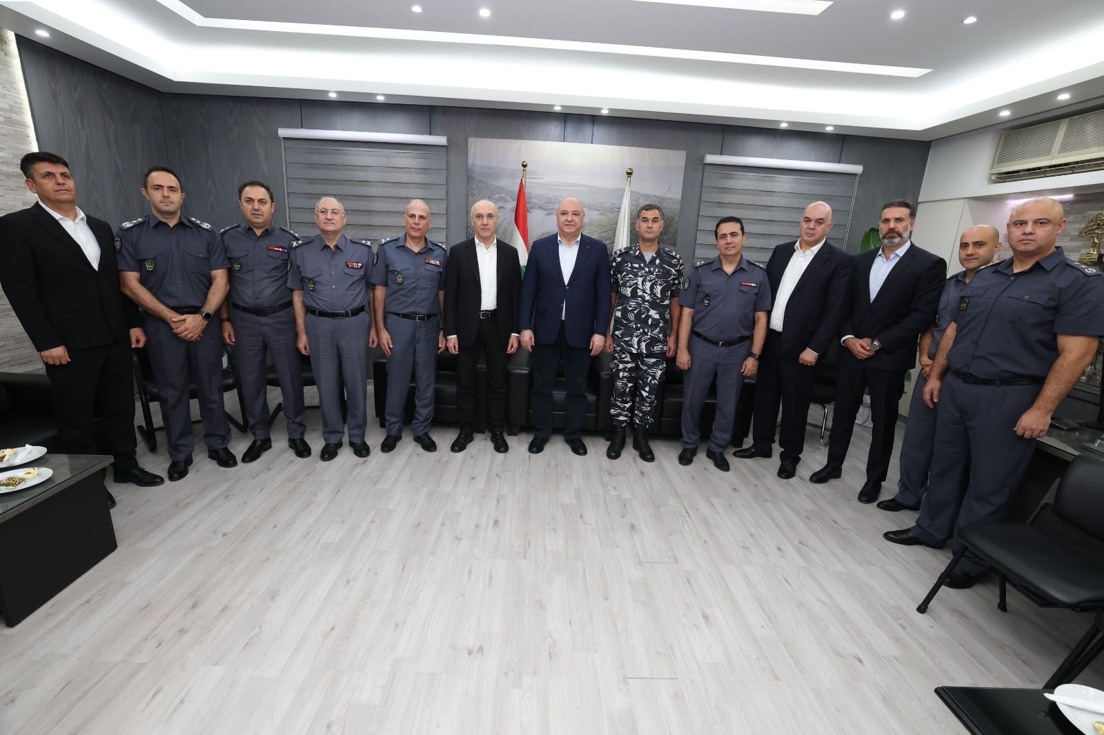 لبنان والمنطقة على إيقاع القلق من تفجّر كبير... زيارة عون لطرابلس توّجت مبادرات "عودة الدولة"